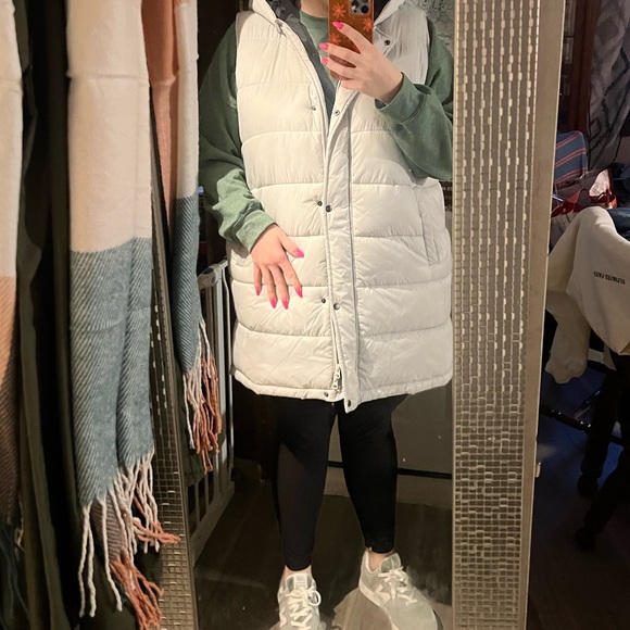 Swiss Tech Jackets & Blazers - Swiss Tech White Puffer Vest